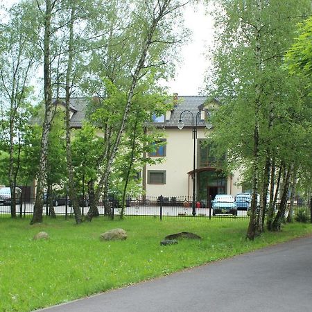 Hotel Czardasz Września Екстериор снимка