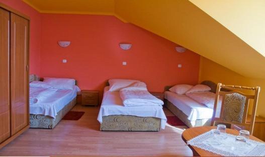 Hotel Czardasz Września Стая снимка