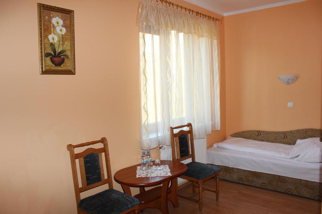 Hotel Czardasz Września Стая снимка