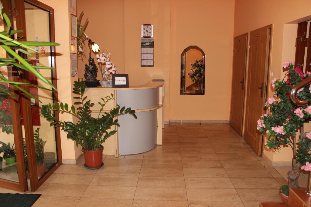 Hotel Czardasz Września Екстериор снимка